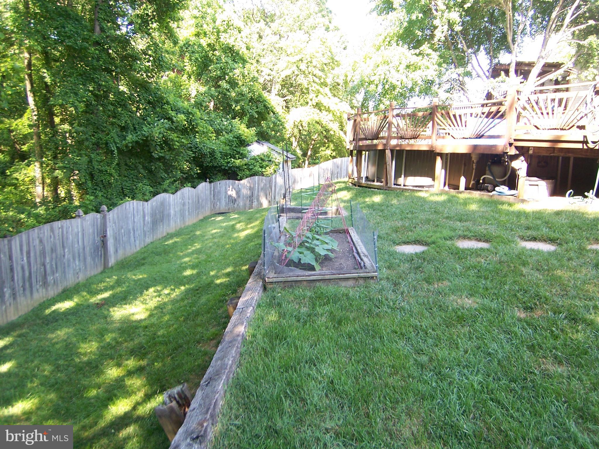 18 Yew Road Baltimore, MD 21221 - Photo 29 of 30 a front view of house with yard and green space