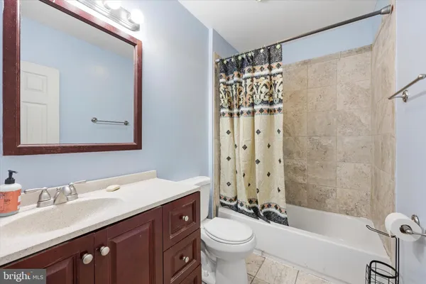 $2,600 | 334 North Oakland Avenue, Runnemede, NJ 08078