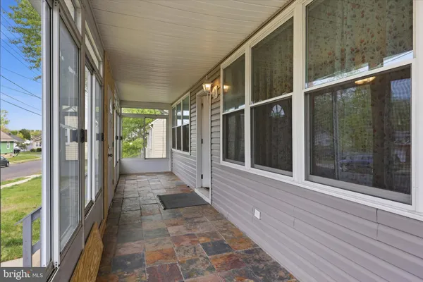 $2,600 | 334 North Oakland Avenue, Runnemede, NJ 08078
