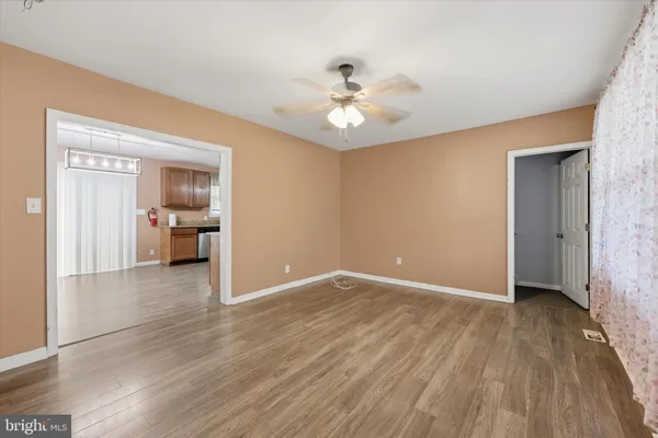$2,600 | 334 North Oakland Avenue, Runnemede, NJ 08078