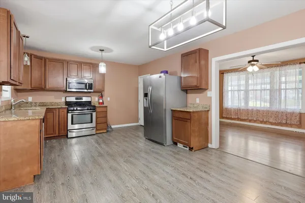 $2,600 | 334 North Oakland Avenue, Runnemede, NJ 08078
