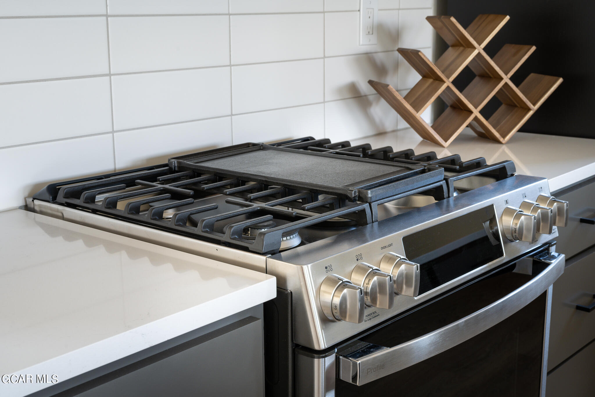 219 Eagle Ridge Circle Granby, CO 80446 - Photo 17 of 41 a close up of a stove