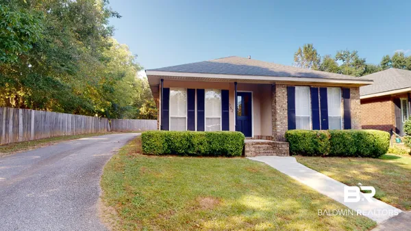 $285,000 | 6052 Magnolia Place East, Mobile, AL 36608