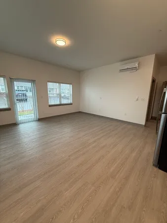 $2,800 | 626 Main Street, Unit 202, Dennis Port, MA 02639