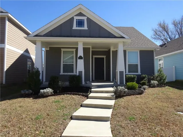 $1,700 | 1912 Rodgers Lane, Providence Village, TX 76227