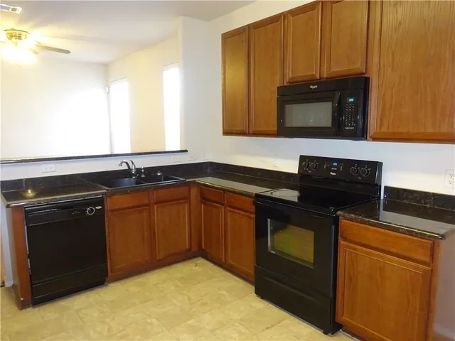 $1,700 | 1912 Rodgers Lane, Providence Village, TX 76227