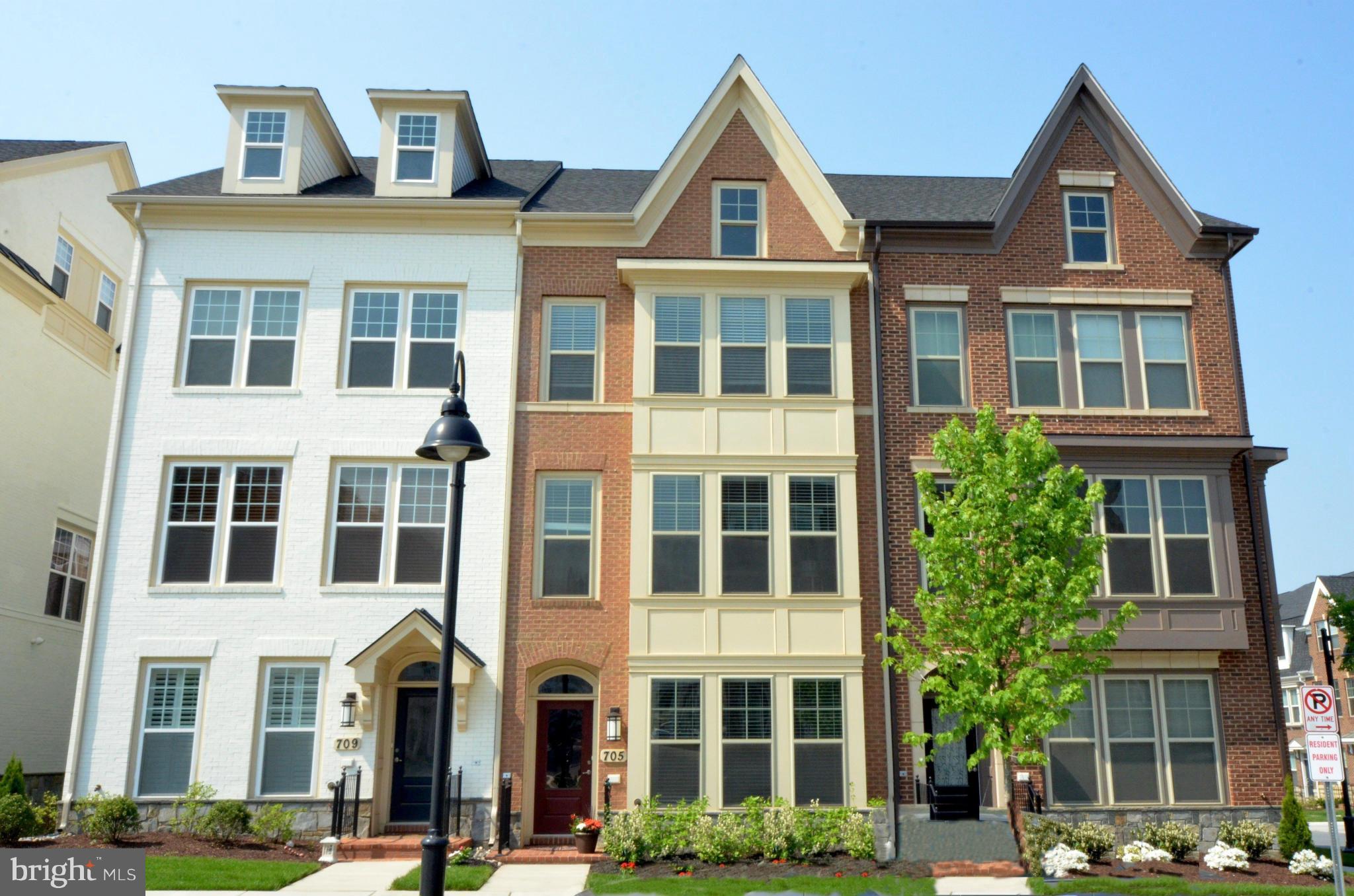 705 Hendrix Avenue Gaithersburg, MD 20878 - Photo 1 of 30 Exterior (Front)