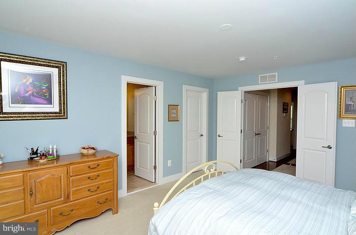 705 Hendrix Avenue Gaithersburg, MD 20878 - Photo 17 of 30 Bedroom (Master)