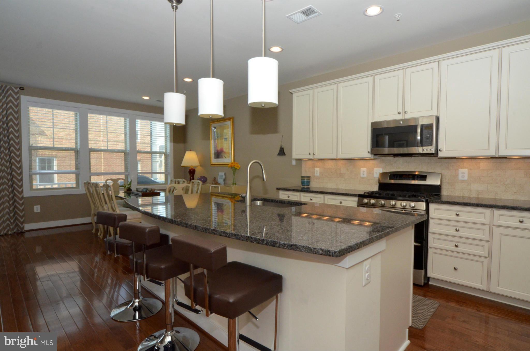 705 Hendrix Avenue Gaithersburg, MD 20878 - Photo 8 of 30 Kitchen