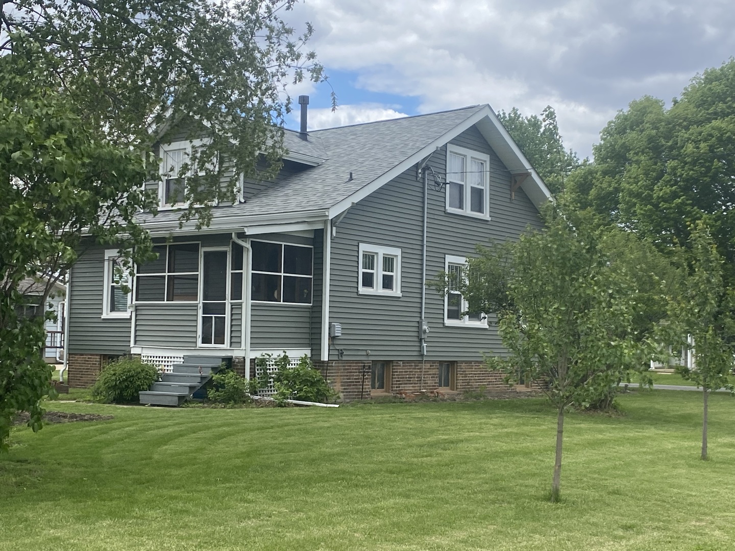 109 Washington Street Benson, IL 61516 - Photo 5 of 32