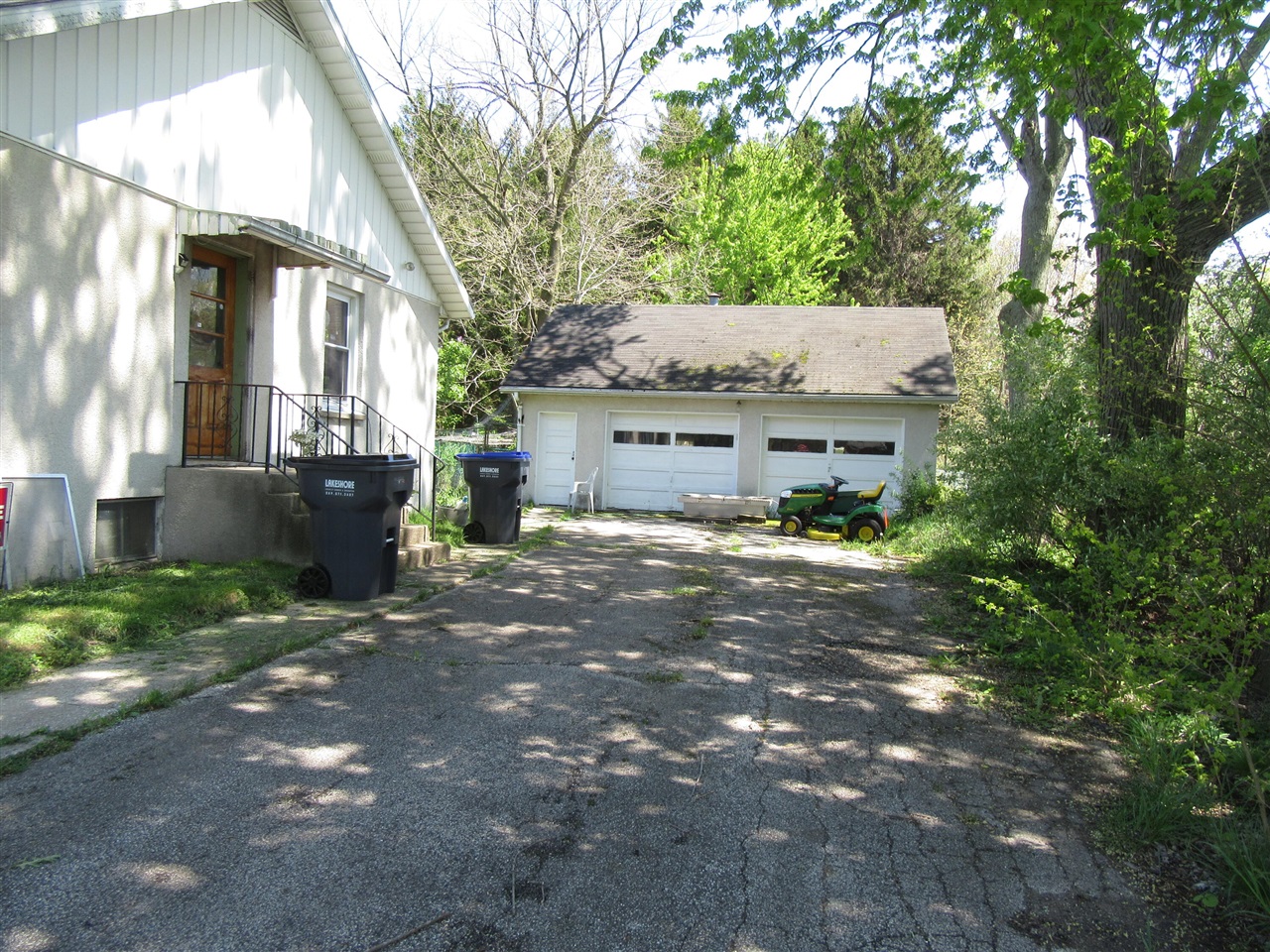 8973 Gast Road Bridgman, MI 49106 - Photo 4 of 12
