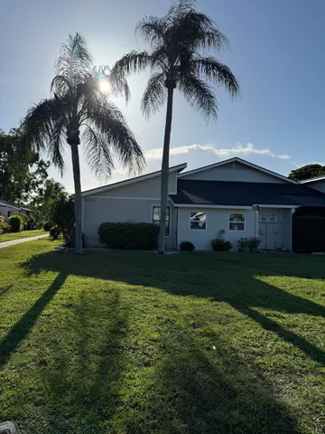 a view of a tennis court