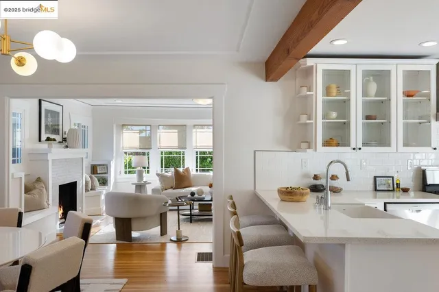 $948,000 | 3056 California Street, Oakland, CA 94602