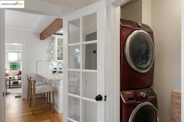 $948,000 | 3056 California Street, Oakland, CA 94602