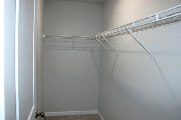 $389,900 | 828 Blackhawk Drive, Braidwood, IL 60408