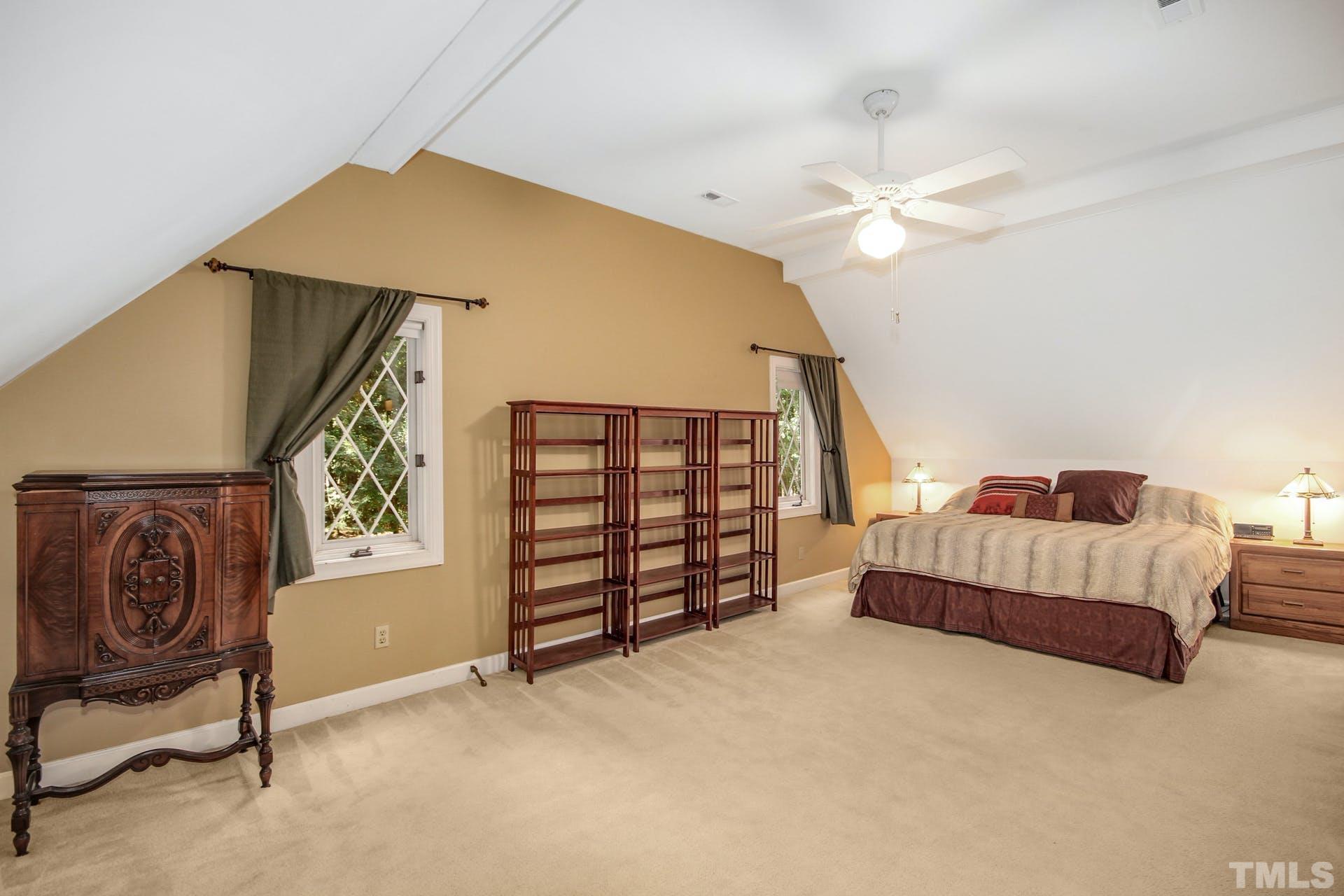 8841 Woodyhill Road Raleigh, NC 27613 - Photo 17 of 21