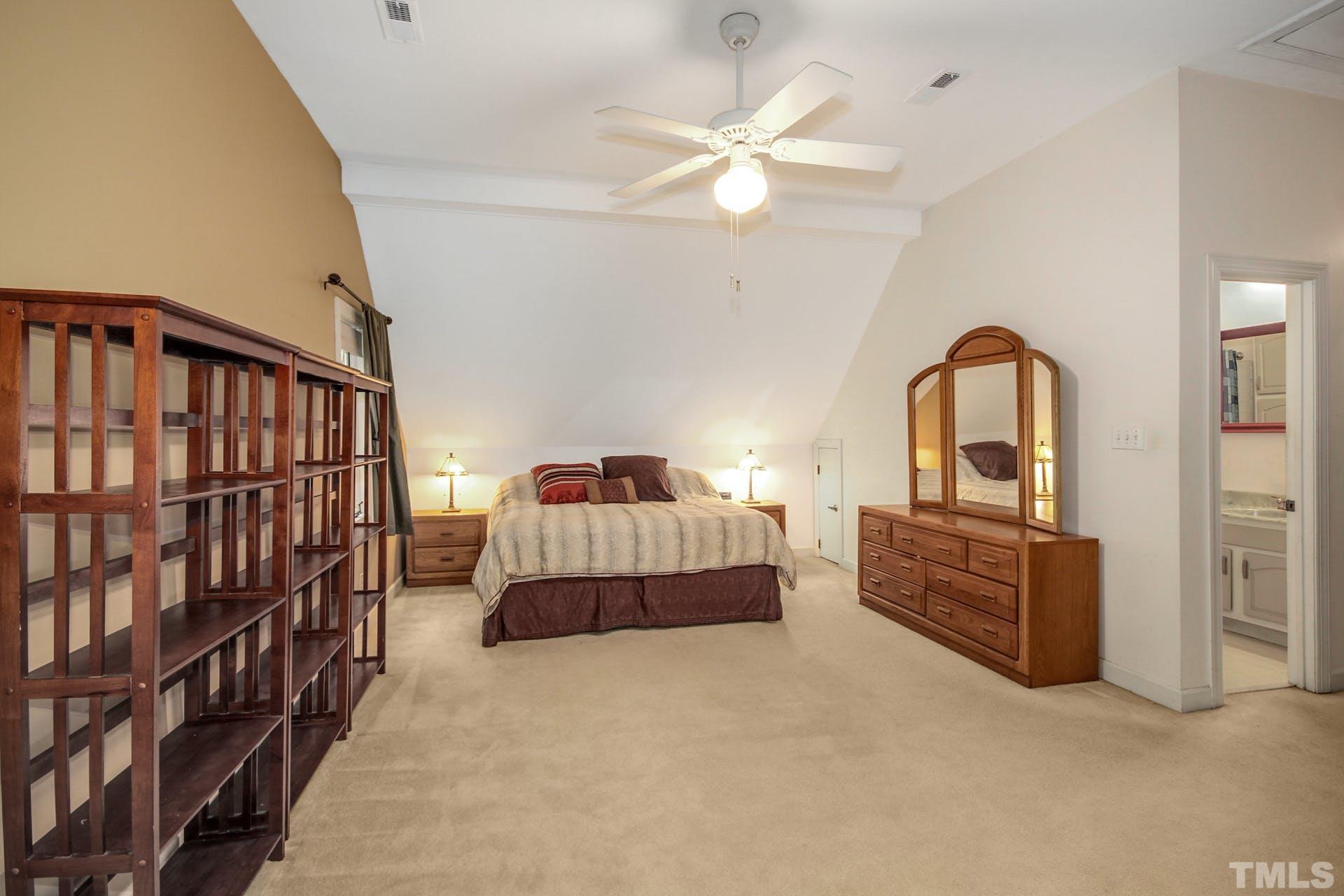 8841 Woodyhill Road Raleigh, NC 27613 - Photo 18 of 21