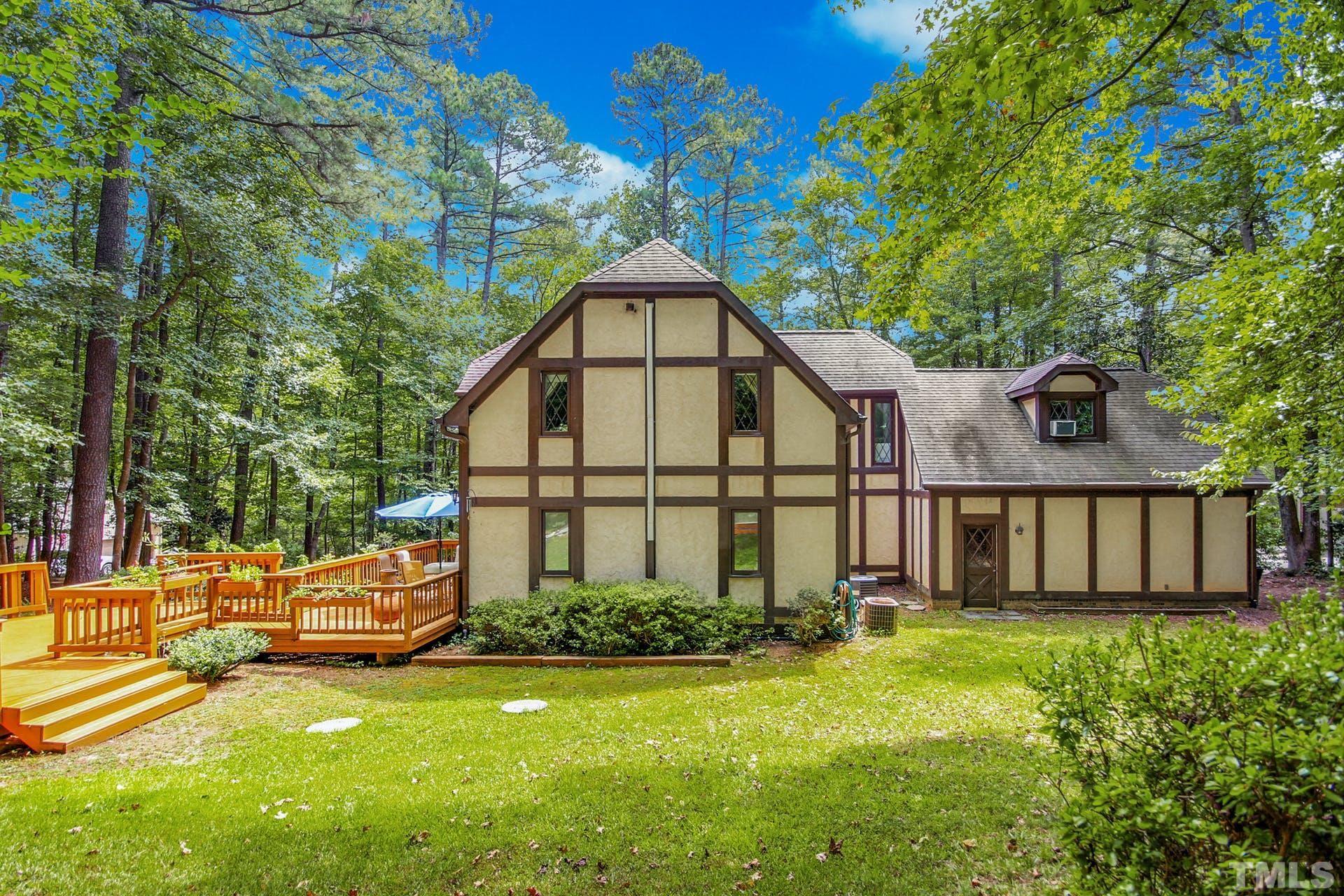 8841 Woodyhill Road Raleigh, NC 27613 - Photo 9 of 21