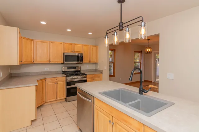 $279,900 | 6514 Marlow Street, Portage, MI 49024