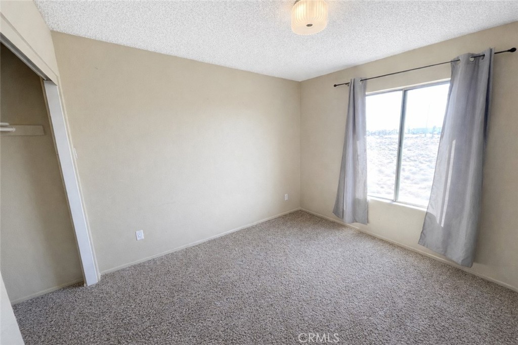 14527 Pony Trail Road Victorville, CA 92392 - Photo 19 of 22