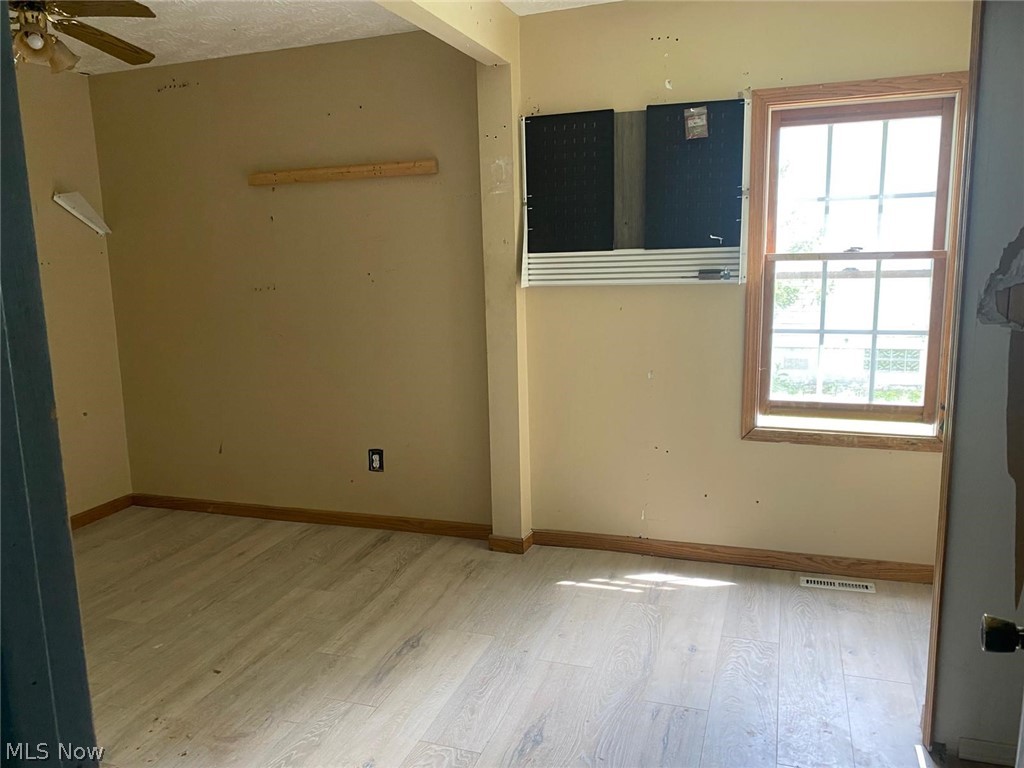 4111 Pardee Road Stow, OH 44224 - Photo 4 of 9