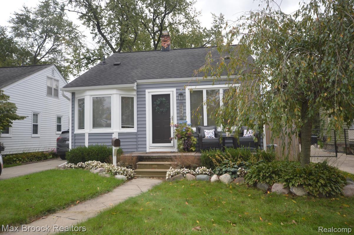 1259 Harvard Road Berkley, MI 48072 - Photo 1 of 20 DSC_0091.jpg