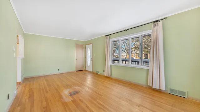 $269,900 | 517 Richmond Avenue, Sheboygan Falls, WI 53085