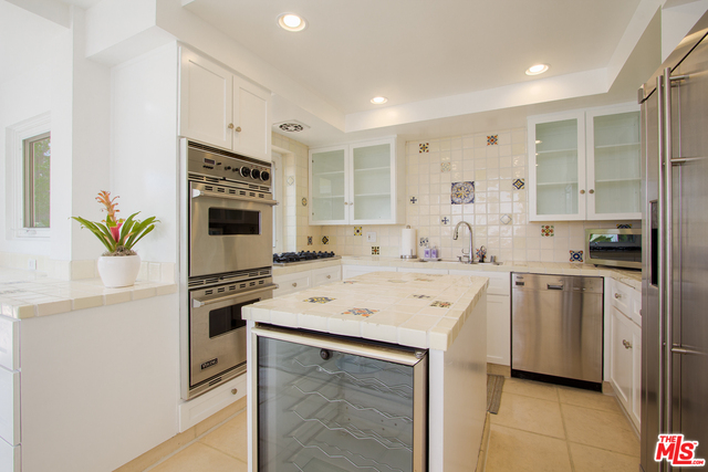 1244 Stradella Road Los Angeles, CA 90077 - Photo 7 of 16