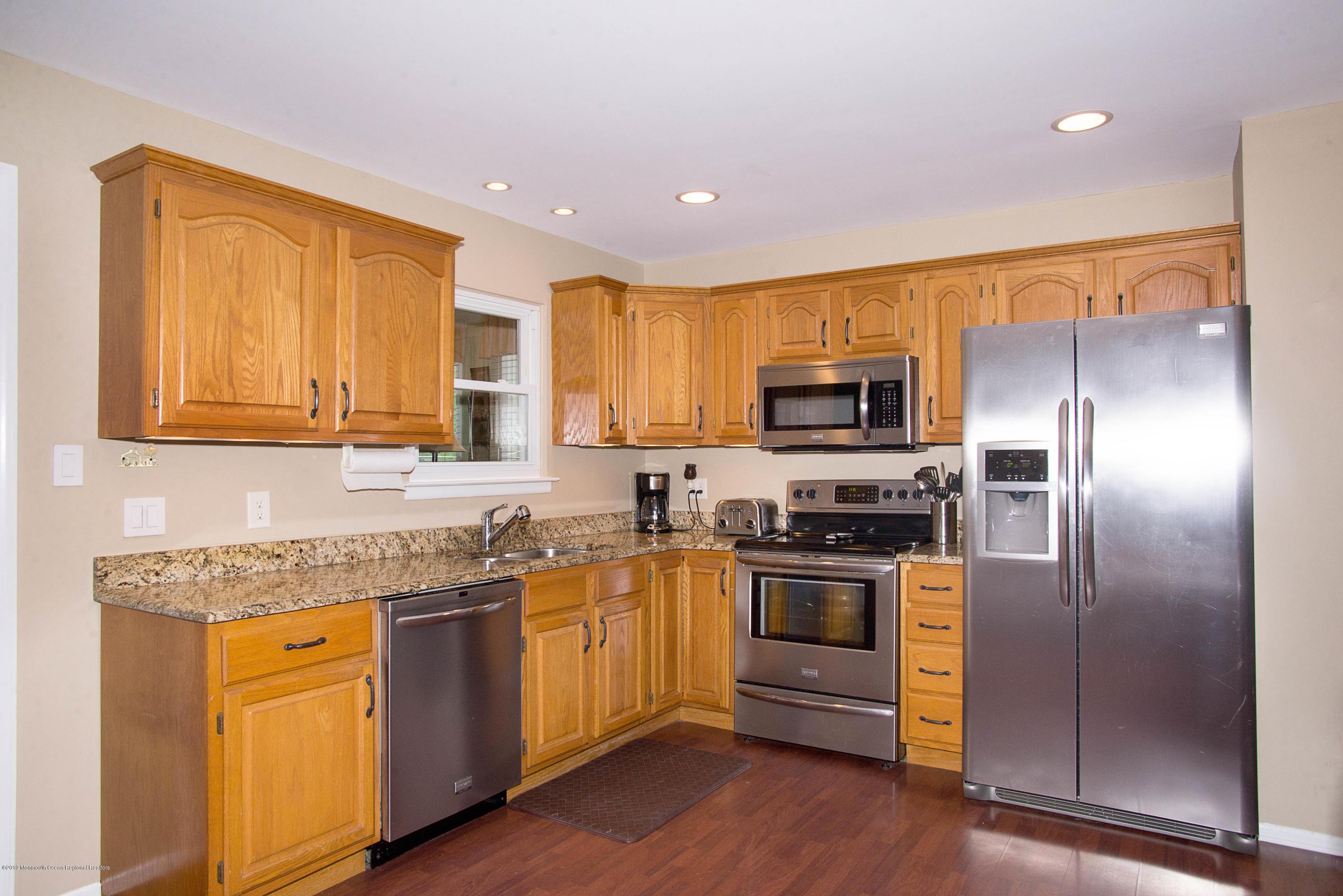 132 Newbury Road Howell, NJ 07731 - Photo 8 of 22 Kitchen