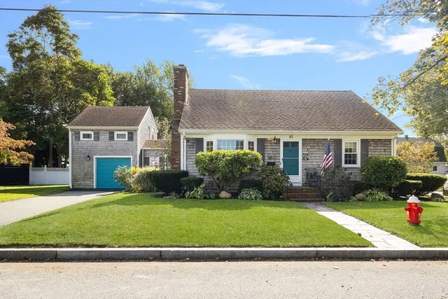 $3,250 | 42 Fairmount Street, New Bedford, MA 02740