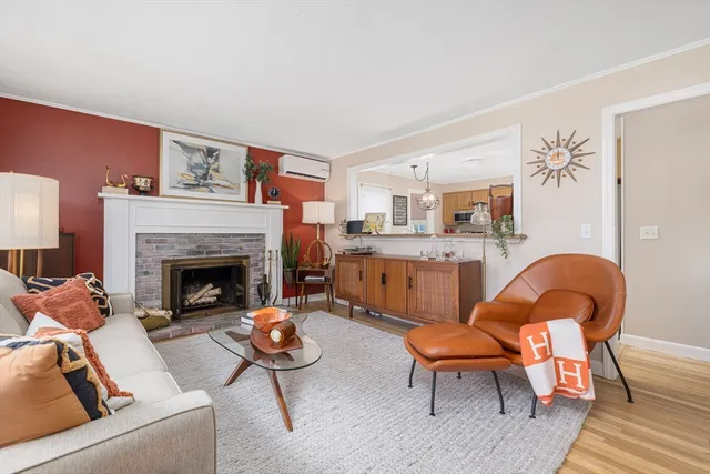 $3,250 | 42 Fairmount Street, New Bedford, MA 02740