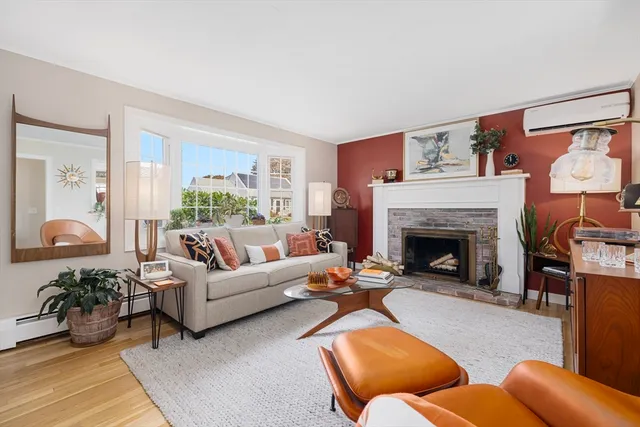 $3,250 | 42 Fairmount Street, New Bedford, MA 02740