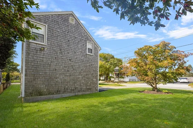 $3,250 | 42 Fairmount Street, New Bedford, MA 02740