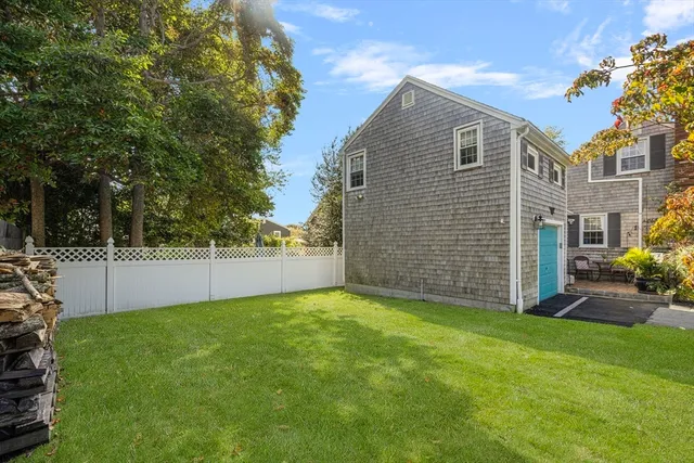 $3,250 | 42 Fairmount Street, New Bedford, MA 02740