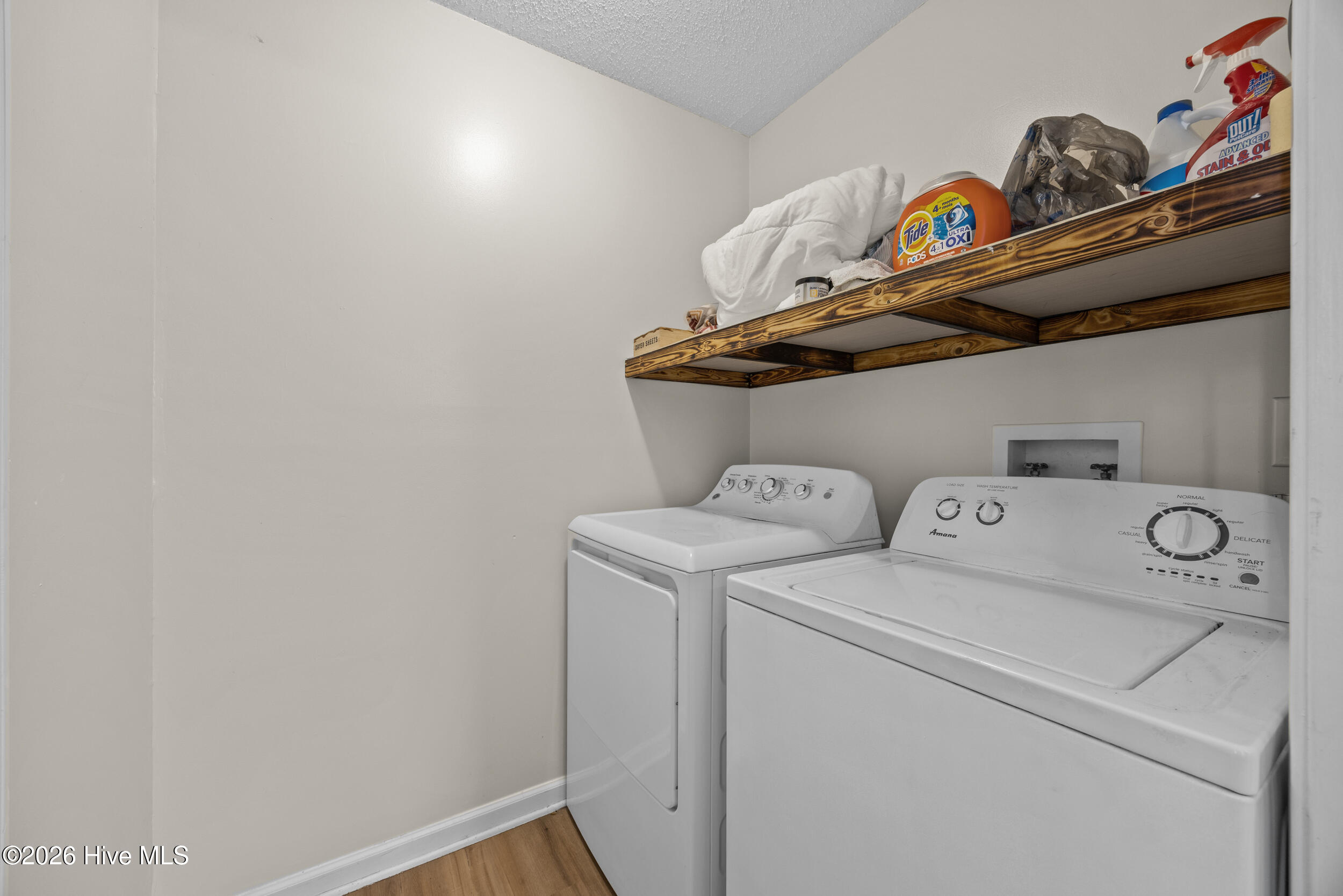 487 Fowler Manning Road Richlands, NC 28574 - Photo 19 of 35 10_laundry