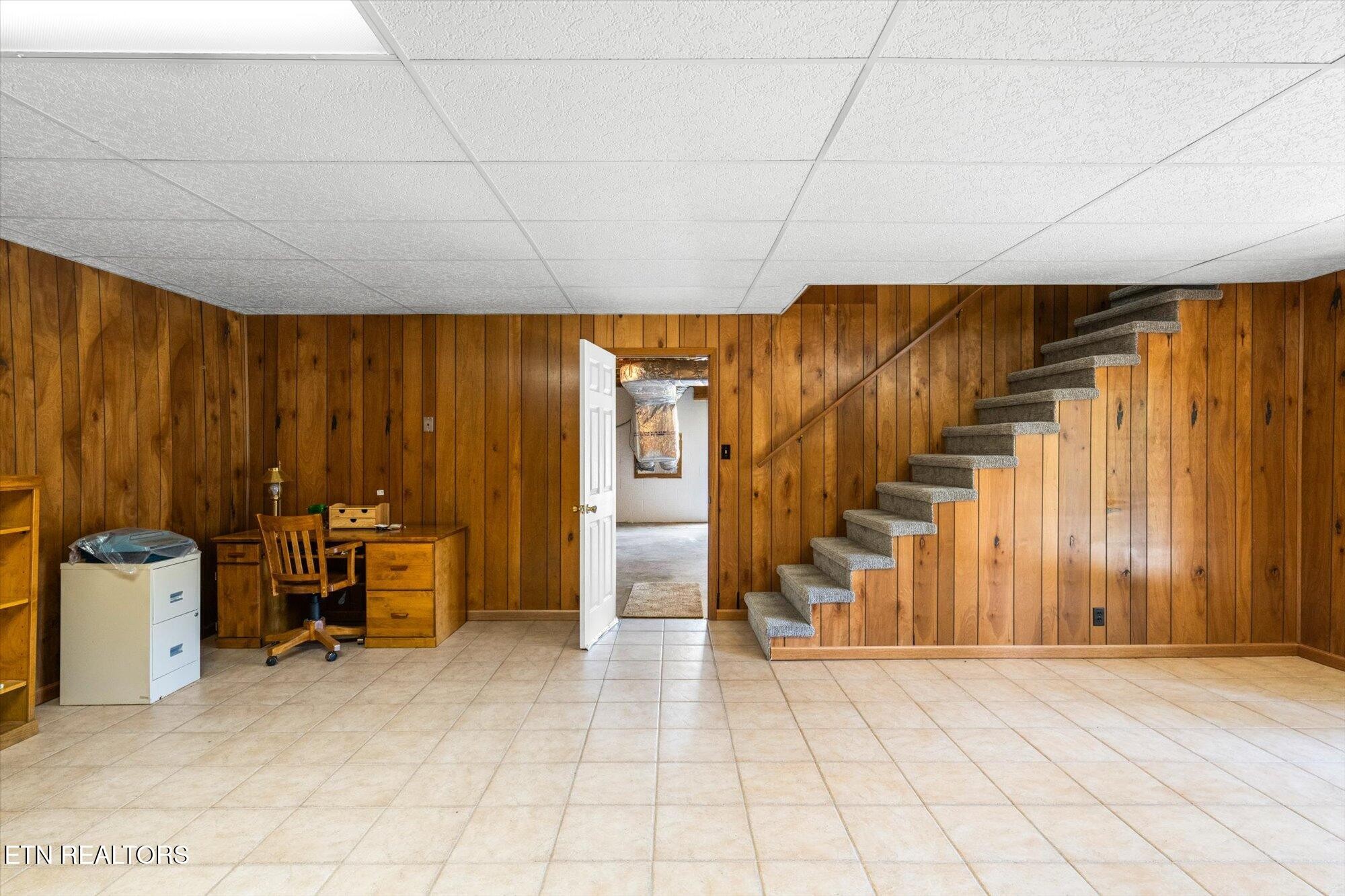 925 Lake Smoky Road Sevierville, TN 37876 - Photo 20 of 31 Gallery Image 20