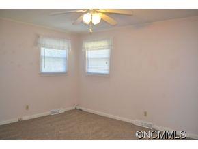 112 McKinney Road Asheville, NC 28806 - Photo 9 of 20 Gallery Image 9