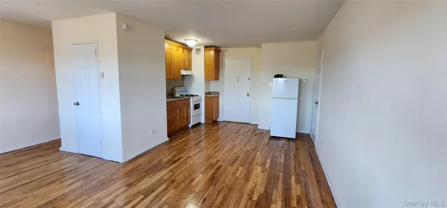 $169,000 | 222-89 Braddock Avenue, Unit 6D | Bellerose