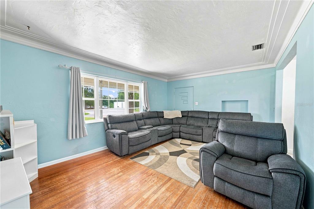 5708 Southeast Palm Road Belleview, FL 34420 - Photo 7 of 31 Gallery Image 7