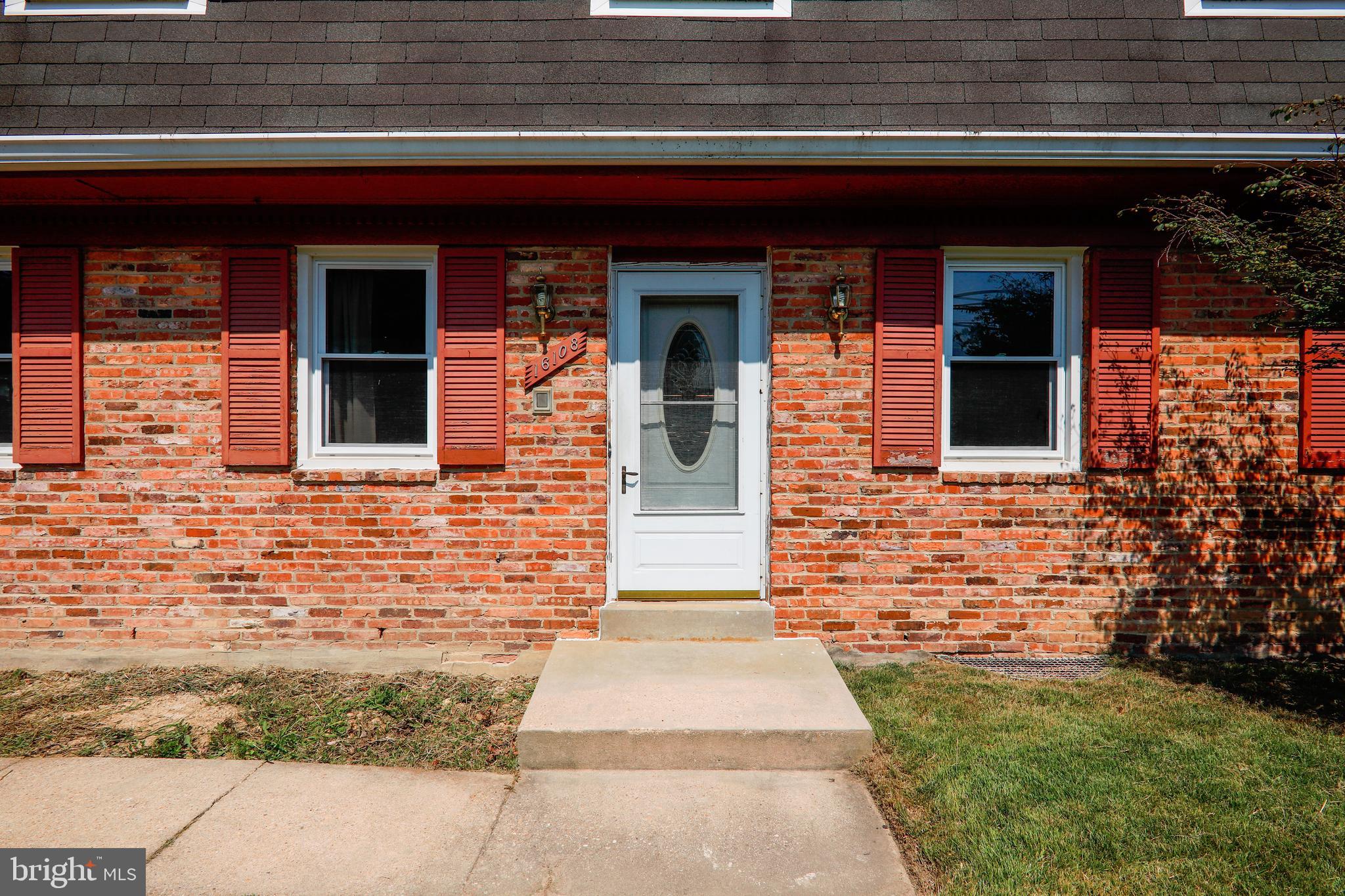16108 Kent Road Laurel, MD 20707 - Photo 5 of 54 STORM DOOR, EXTERIOR LIGHTING, & GARDENING AREA