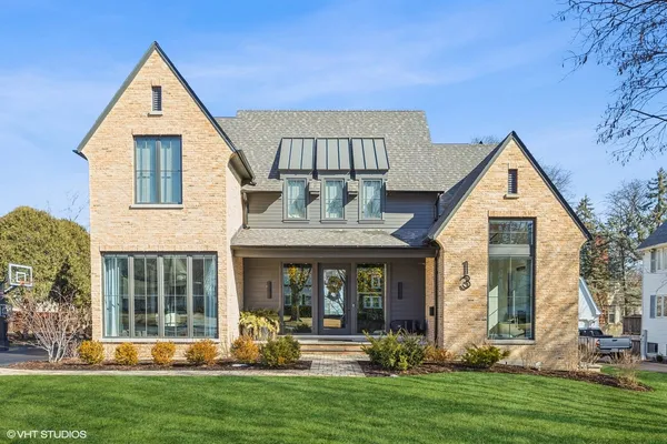 $3,995,000 | 13 South Elm Street, Hinsdale, IL 60521