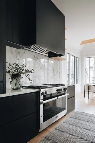 $3,995,000 | 13 South Elm Street, Hinsdale, IL 60521