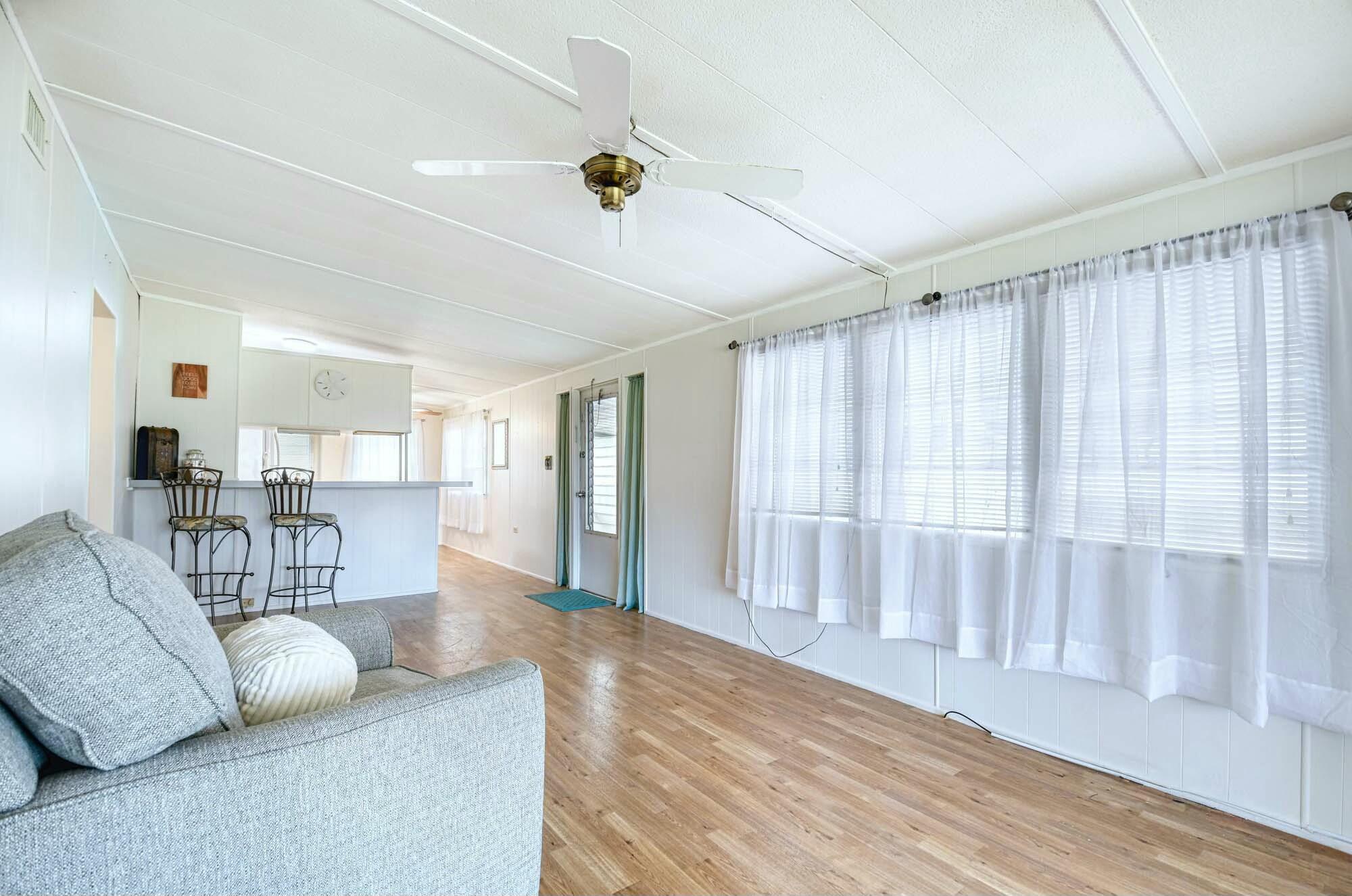 18 Henderson Naples, FL 34114 - Photo 2 of 33 tempImageTO4YHB