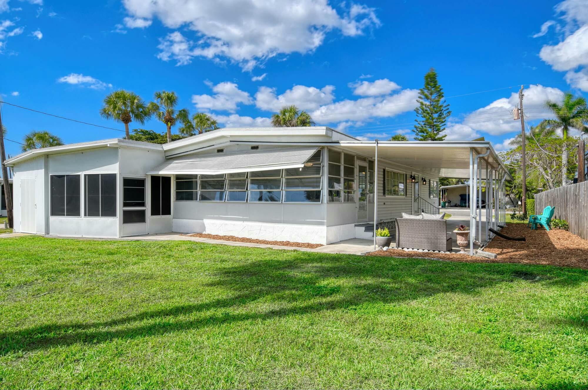 18 Henderson Naples, FL 34114 - Photo 25 of 33 tempImageLCYznJ