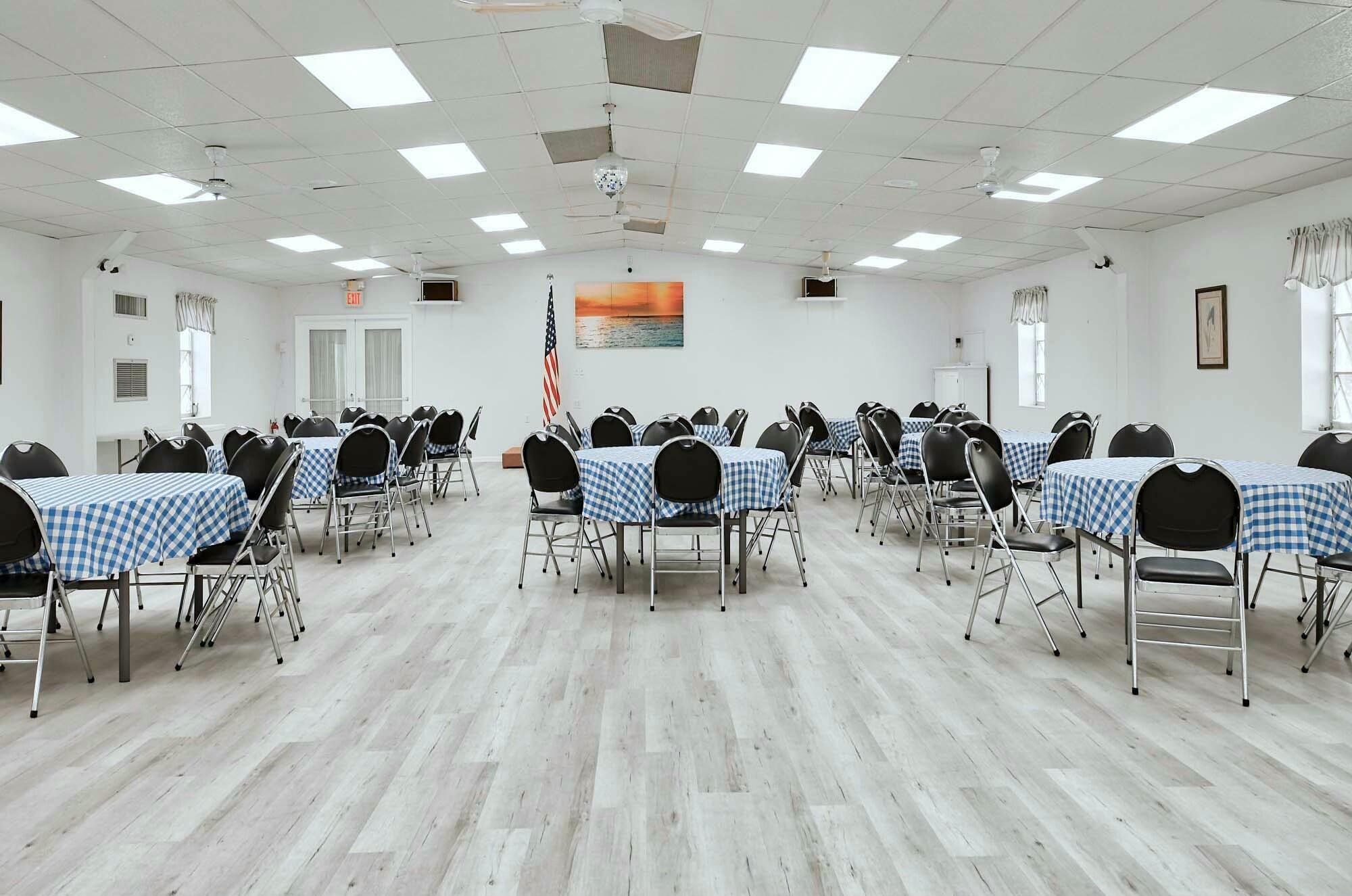 18 Henderson Naples, FL 34114 - Photo 31 of 33 tempImageTVVCw7