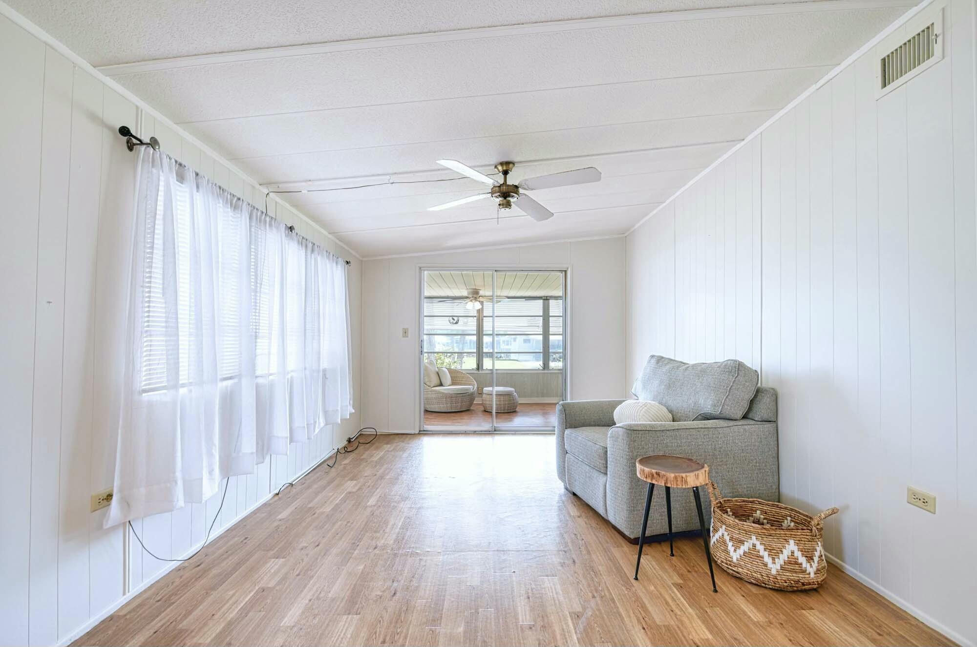 18 Henderson Naples, FL 34114 - Photo 4 of 33 tempImagewYqcN1