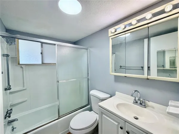 $1,000 | 1825 Flamingo Boulevard, Unit O26, Bradenton, FL 34207