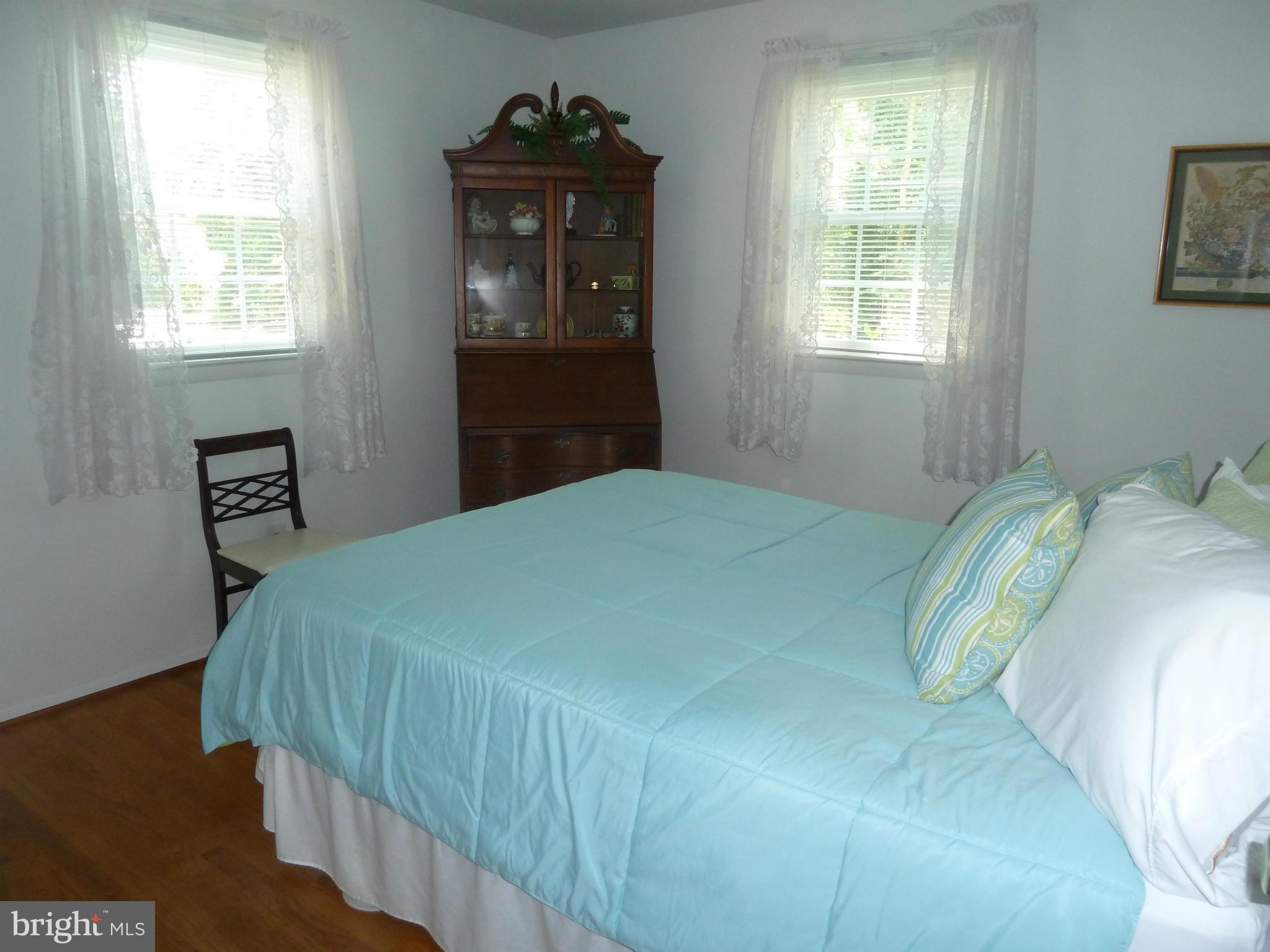197 Hickory Point Road Pasadena, MD 21122 - Photo 14 of 26 Bedroom