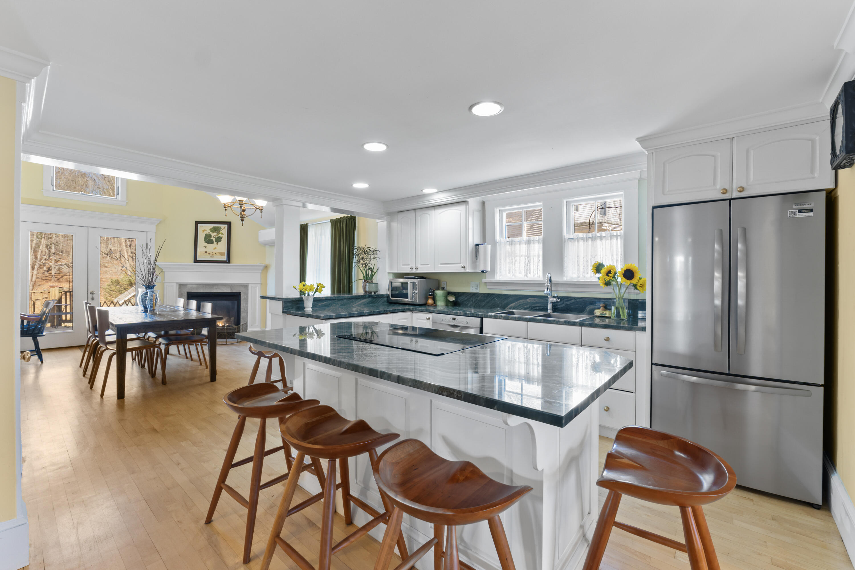 155 Pepperrell Road Kittery, ME 03905 - Photo 17 of 89 155 Pepperrell Rd