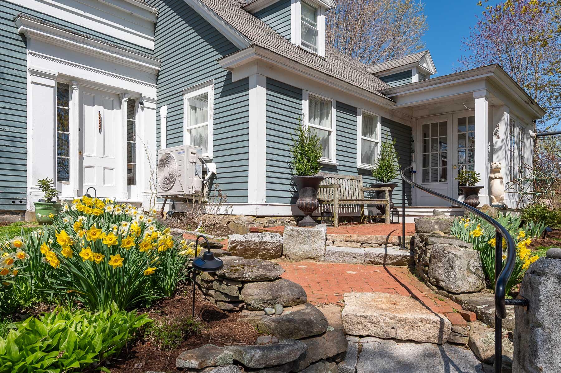 155 Pepperrell Road Kittery, ME 03905 - Photo 5 of 89 155 Pepperrell Rd